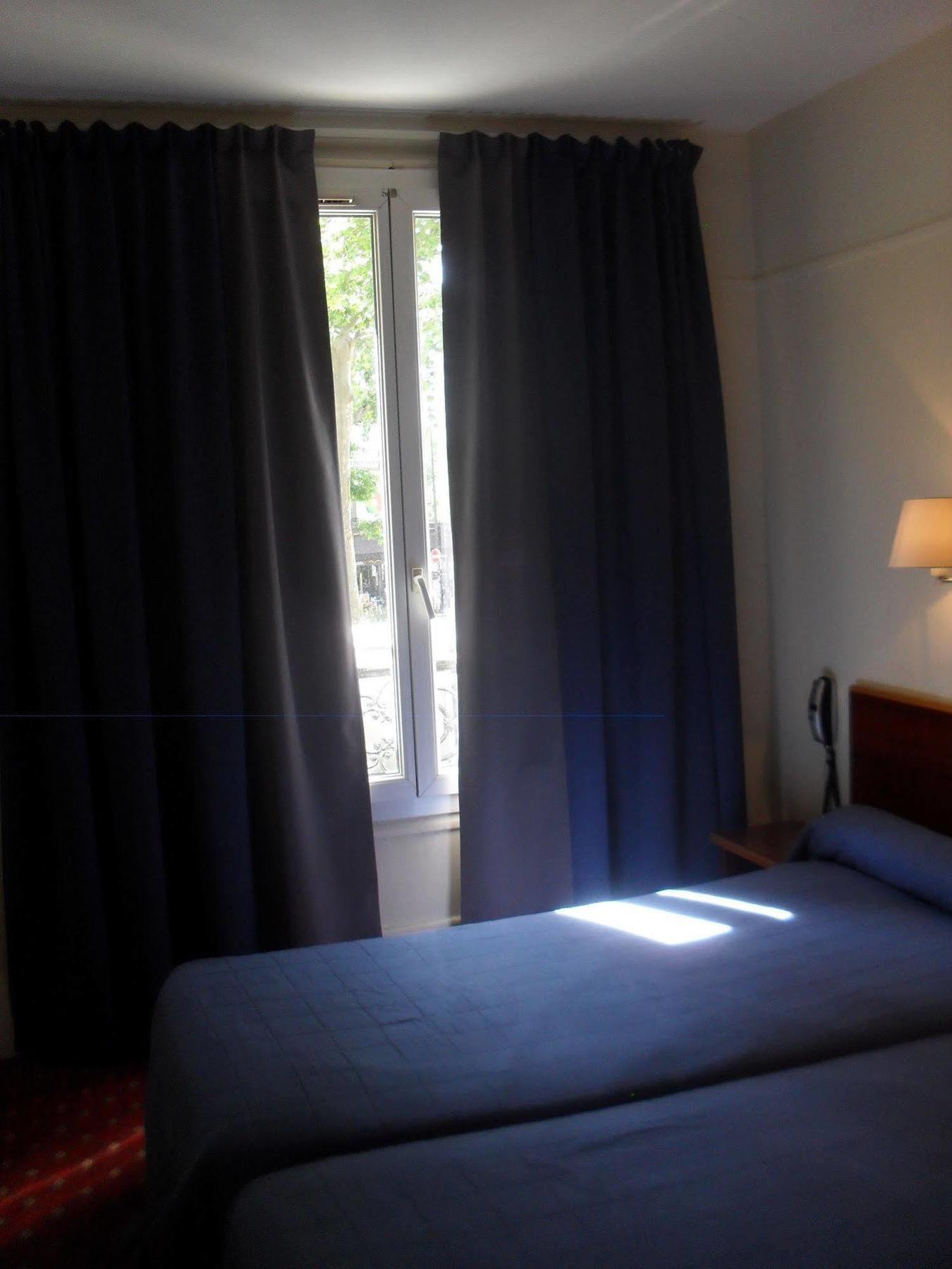 Hotel Montpellier Paryż Zewnętrze zdjęcie